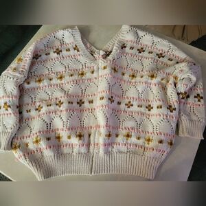 NWOT POL Women's SZ S V-Neck Sweater in Cream and Pink